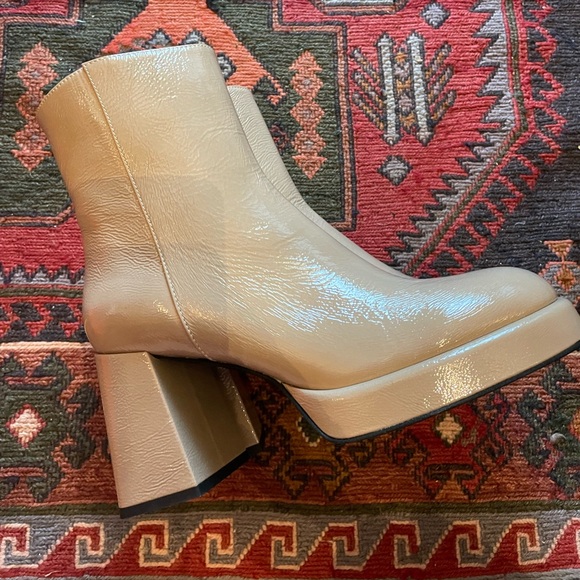 Martina Platform Ankle Boot NEW Crinkle Patent Italy Size 38.5/9.5 - Picture 3 of 9